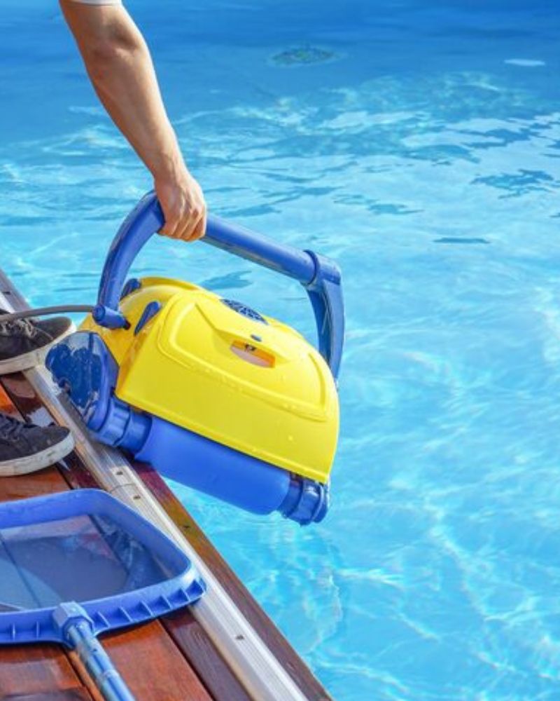 pool cleaning Gilbert