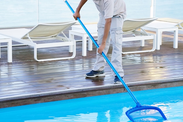 Gilbert pool cleaner